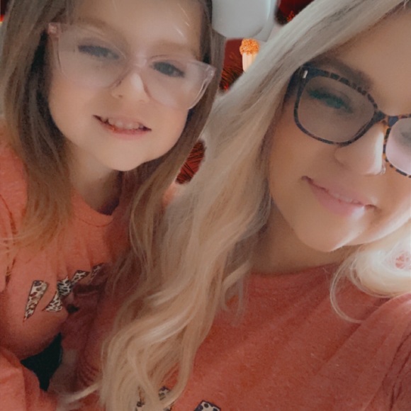 Meet your Posher, Chelsea - Picture 1 of 1